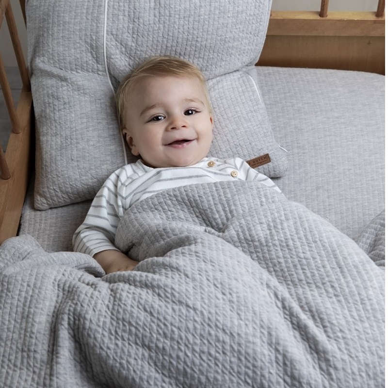 El sueño del bebé y la mejor ropa de cuna y cama para otoño-invierno -  Deco&Kids